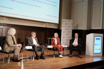 Panel 2: Ria Schröder, Wolfgang Percy Ott, Prof. Dr. Robert Schwager